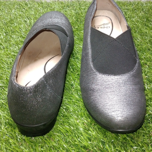 Dansko Ann Pull On / Pewter Metallic size 39 = 8.5 Gently Used - Picture 7 of 9